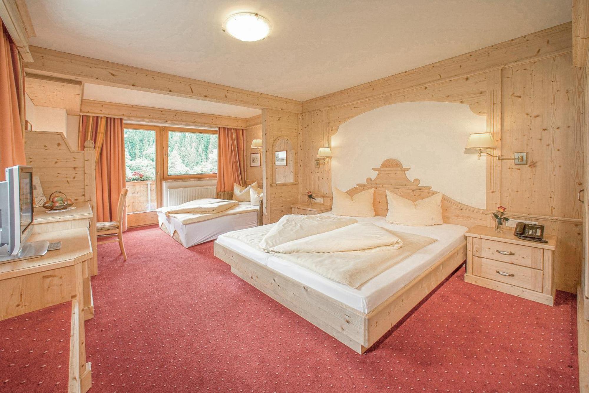 Alpenhotel Tirolerhof Gerlos Bilik gambar